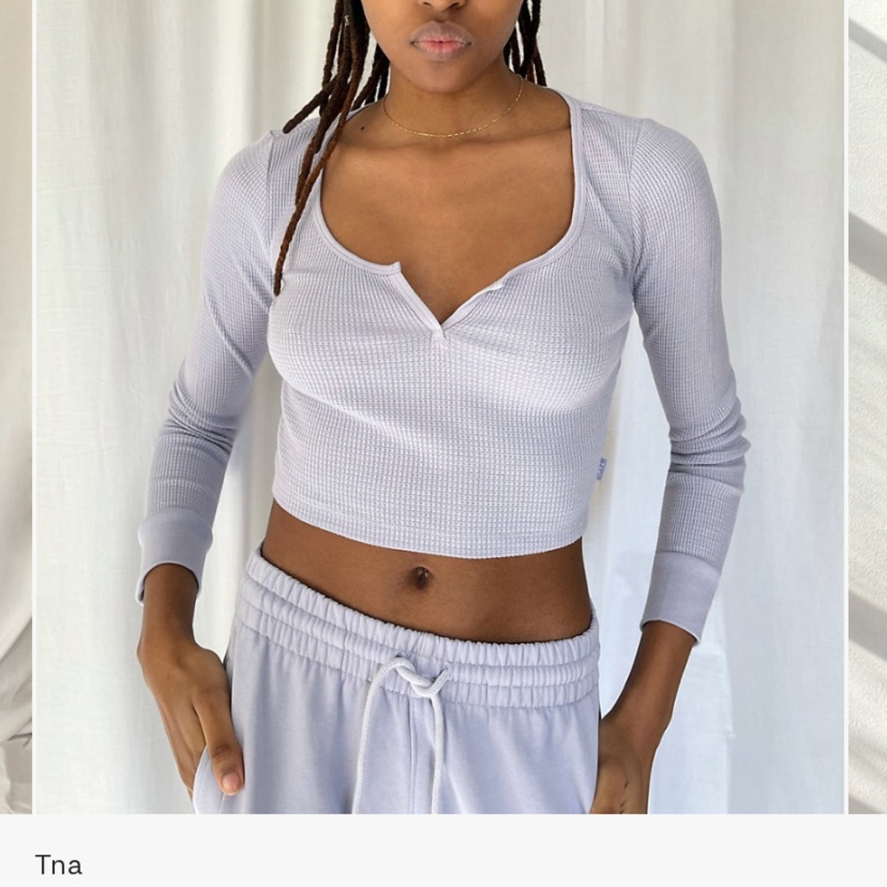 Aritzia Tna lavish lavender thermal